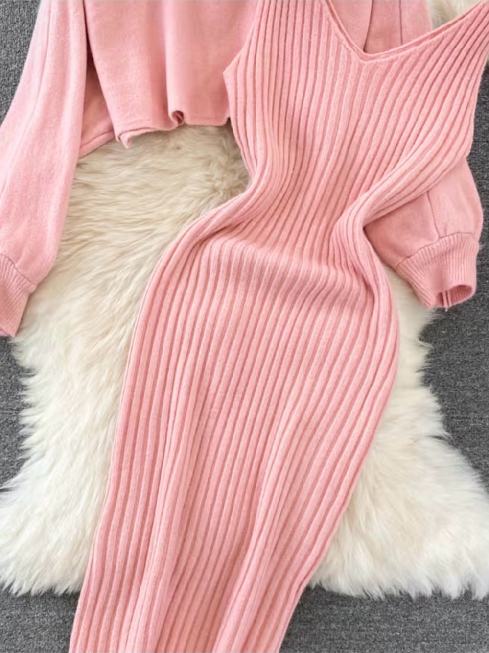 Pink Ribbed Knit Midi Skirt - Picture 3 of 4